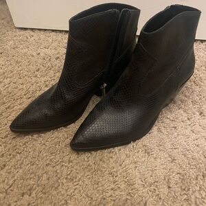 Vince Camuto Black Textured Ankle Booties